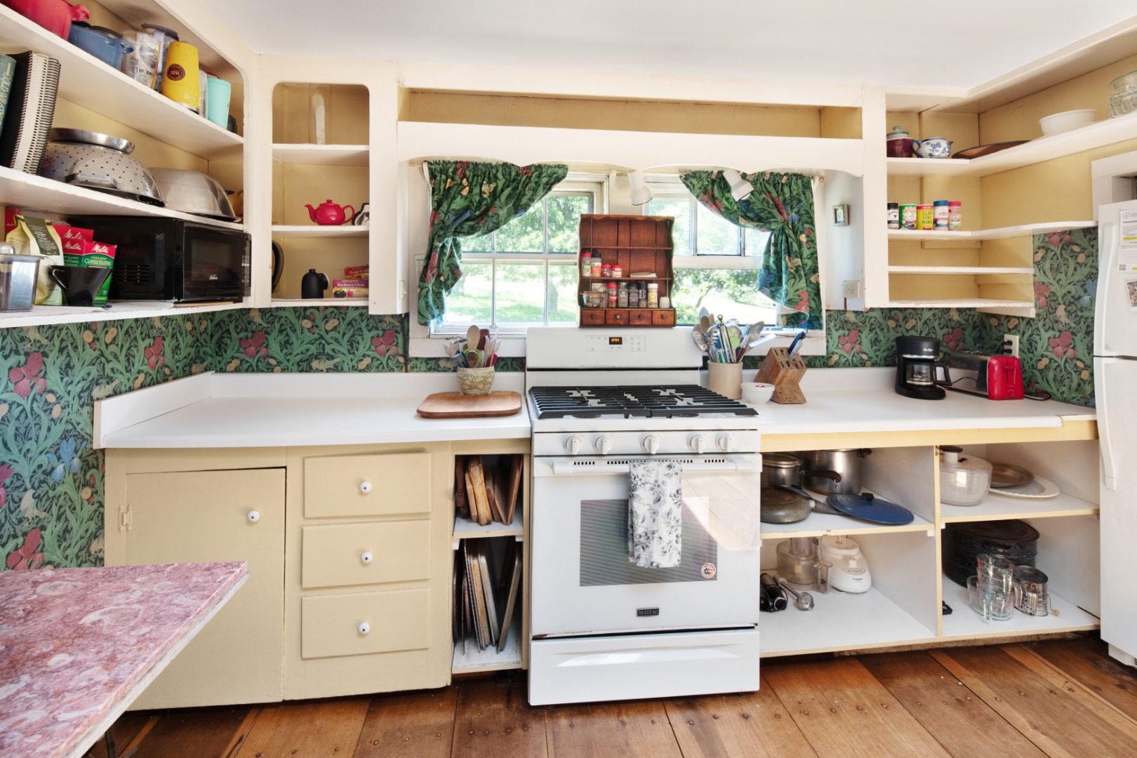 8 Rumpus Ridge Road Chilmark, MA 02535 - Photo 15 of 27