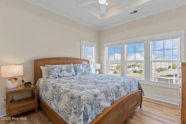 $2,270,000 | 101 East 1st Street, Ocean Isle Beach, NC 28469