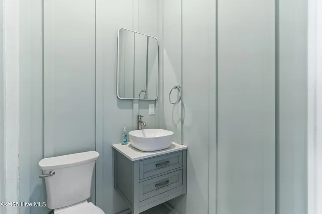 $2,270,000 | 101 East 1st Street, Ocean Isle Beach, NC 28469