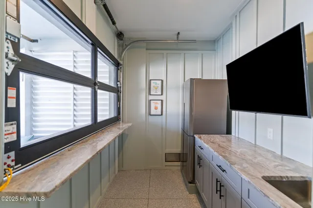 $2,270,000 | 101 East 1st Street, Ocean Isle Beach, NC 28469