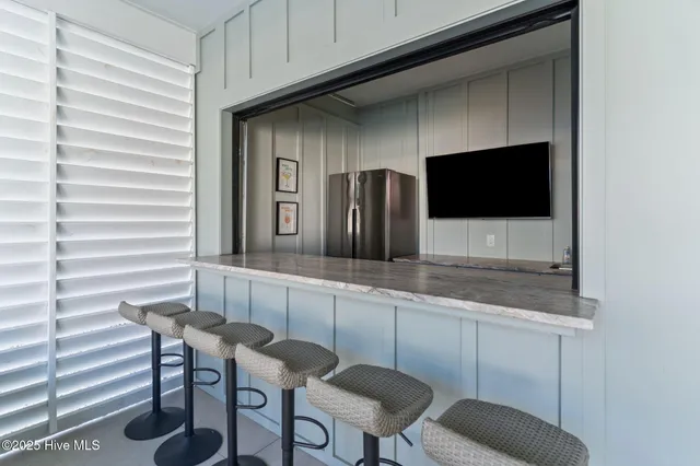 $2,270,000 | 101 East 1st Street, Ocean Isle Beach, NC 28469