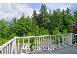 1224 186th Street Southeast Bothell, WA 98012 - Photo 2 of 14 Gallery Image 2