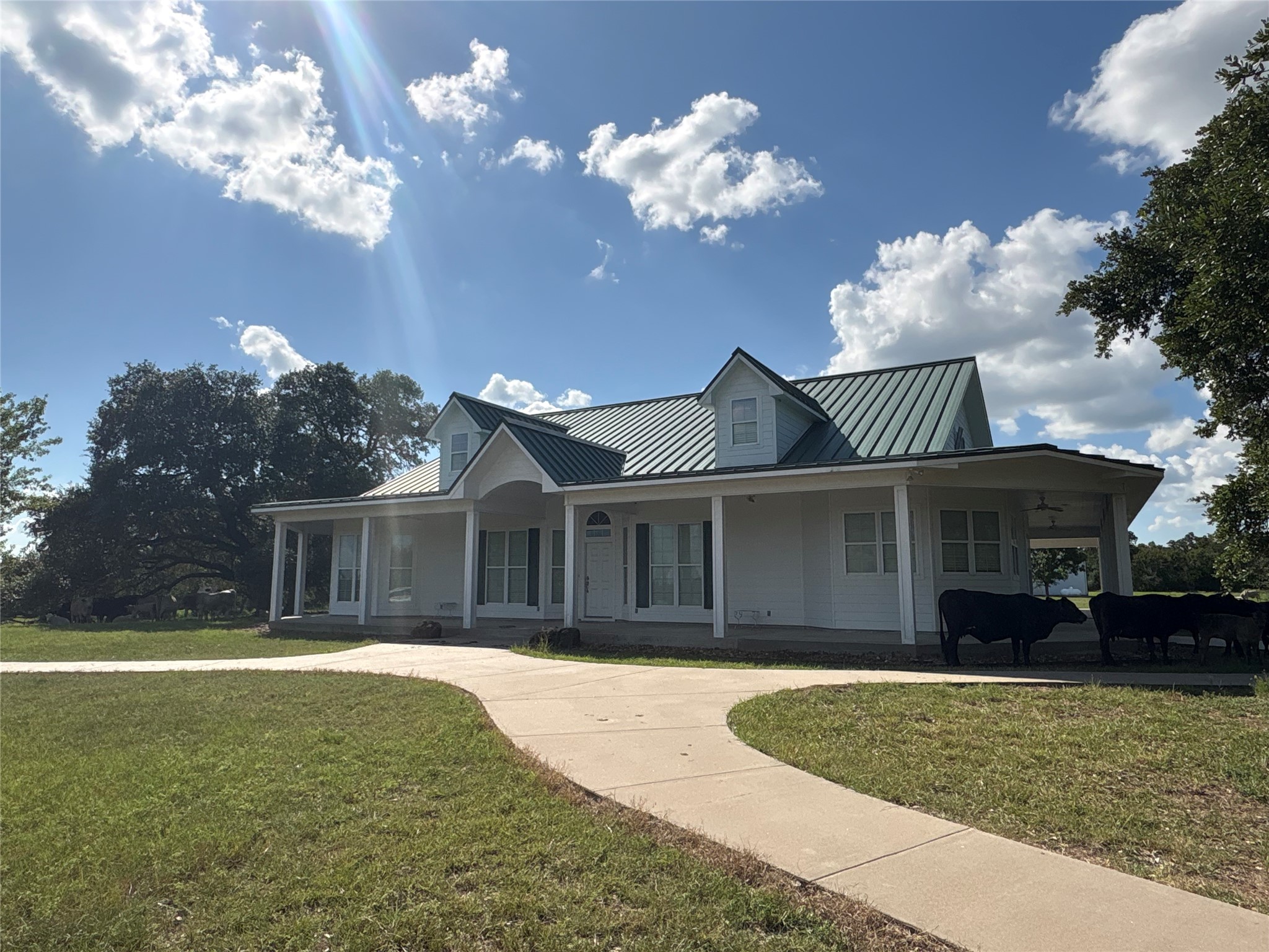 1286 Shaws Bend Road Columbus, TX 78934 - Photo 1 of 30
