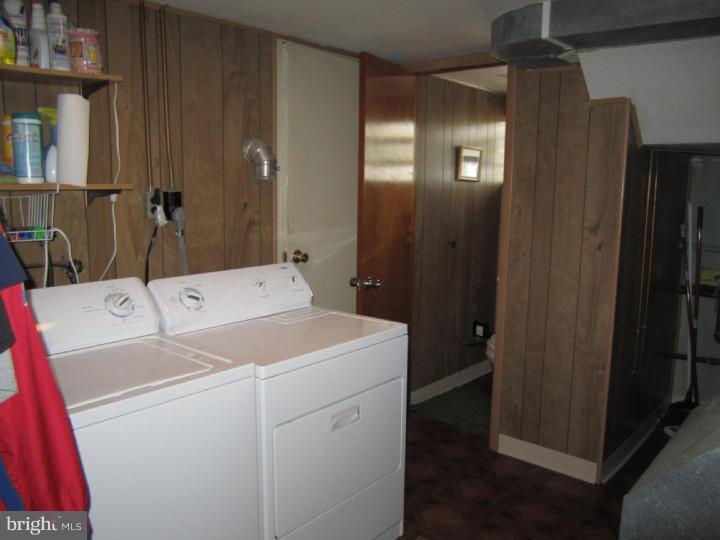12755 Dunks Ferry Road Philadelphia, PA 19154 - Photo 12 of 21 Laundry Room