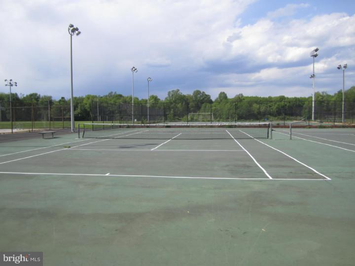 12755 Dunks Ferry Road Philadelphia, PA 19154 - Photo 21 of 21 Community Tennis Court