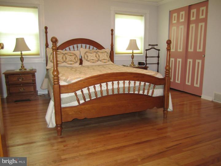 12755 Dunks Ferry Road Philadelphia, PA 19154 - Photo 6 of 21 Bedroom - Main