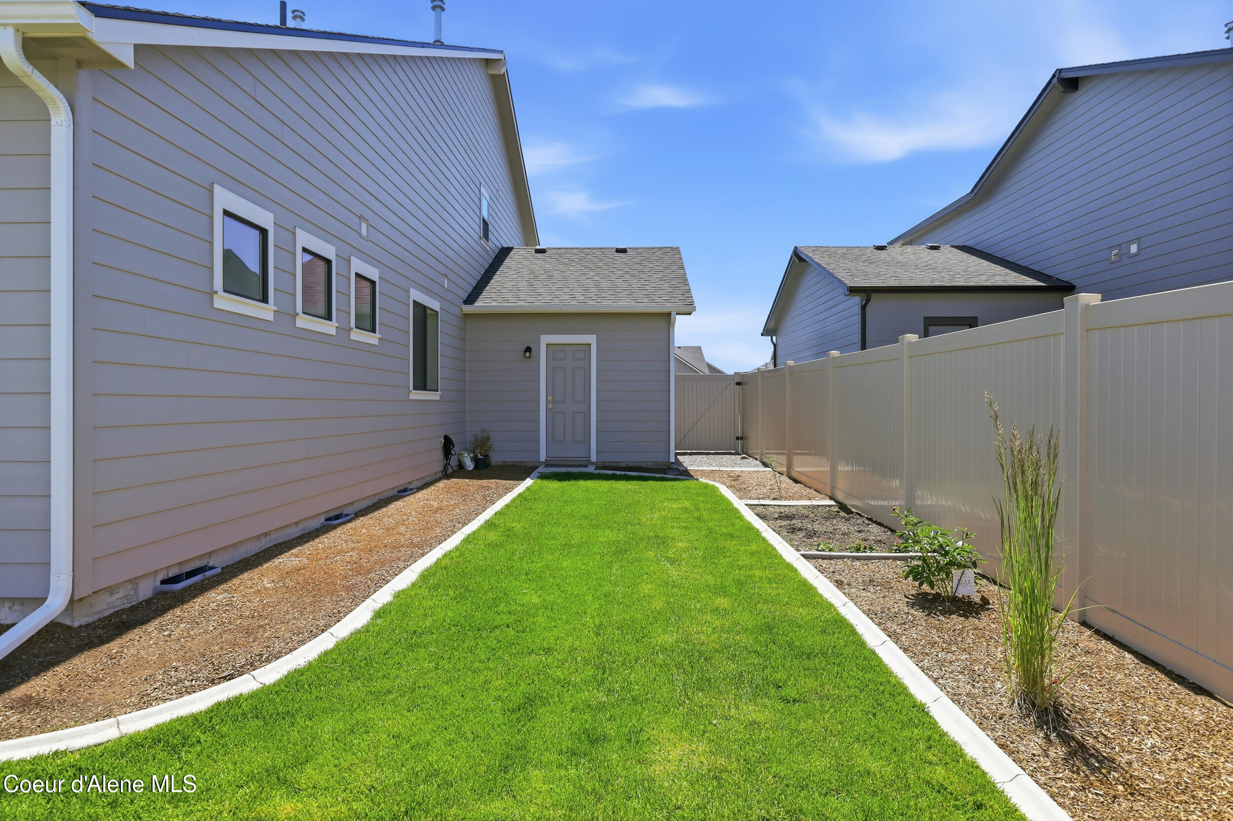 2450 West Victor Loop Coeur D'Alene, ID 83815 - Photo 40 of 49 Side Yard