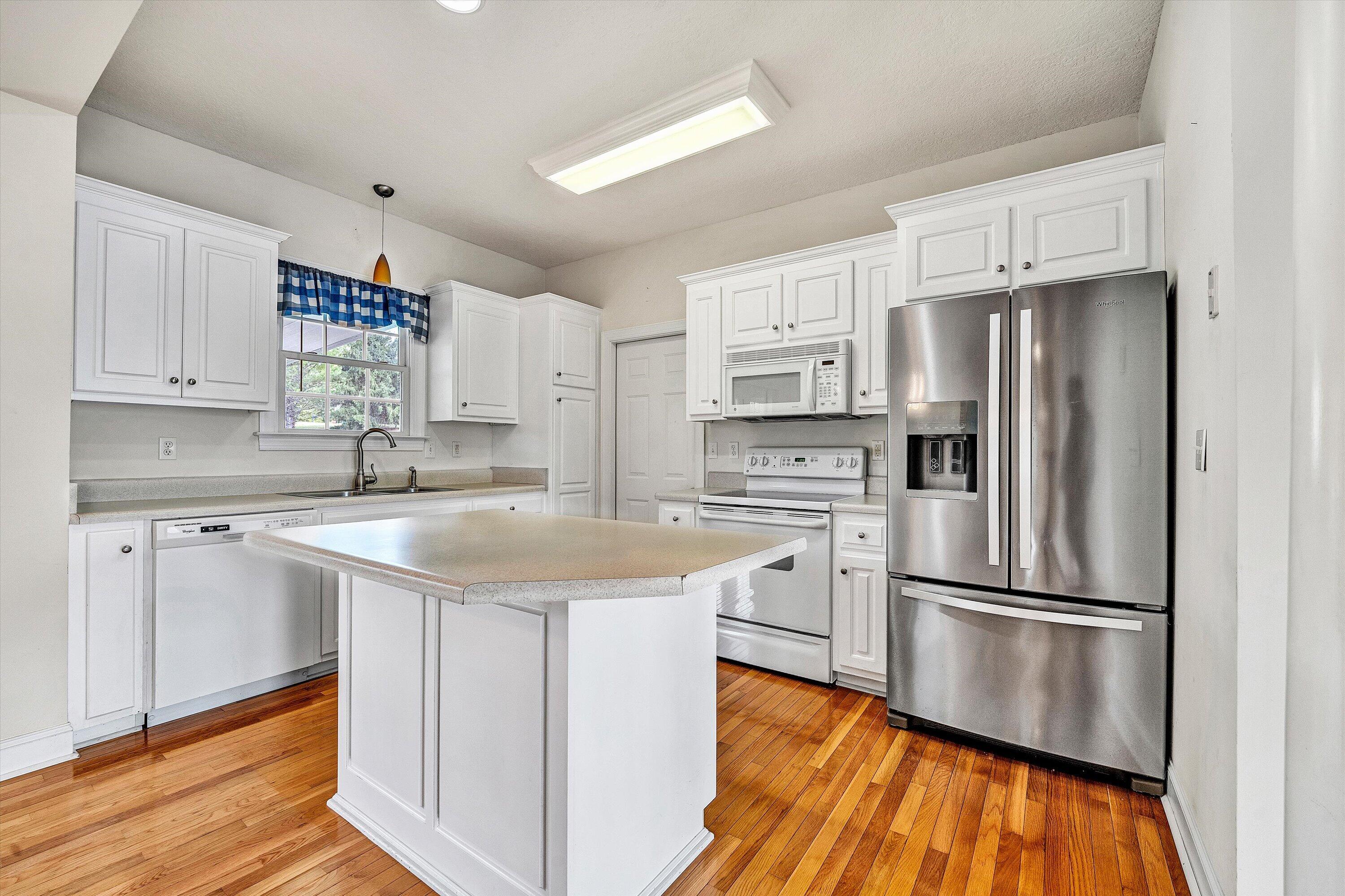 70 Sunny Field Road Wirtz, VA 24184 - Photo 9 of 42 10-SGM-16
