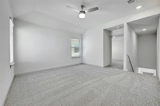 $2,095 | 121 New Hvn Street, San Marcos, TX 78666