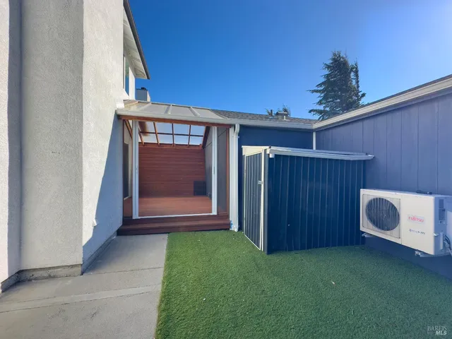 $1,099,000 | 1906 Hoffman Boulevard, Richmond, CA 94804