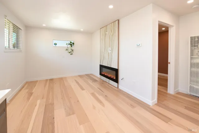 $999,888 | 1906 Hoffman Boulevard, Richmond, CA 94804