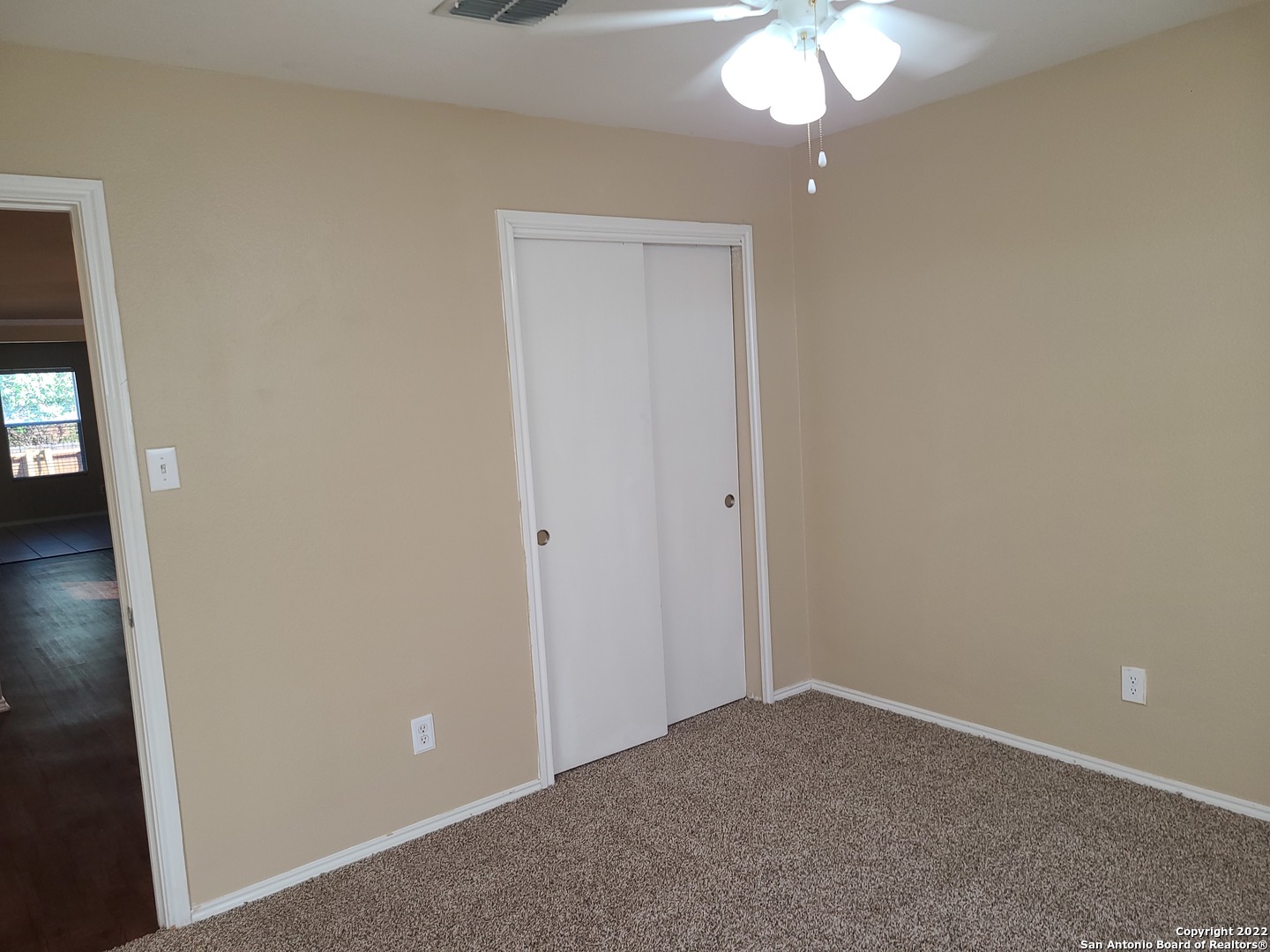 112 Willow Run Cibolo, TX 78108 - Photo 19 of 21 a view of empty room with window