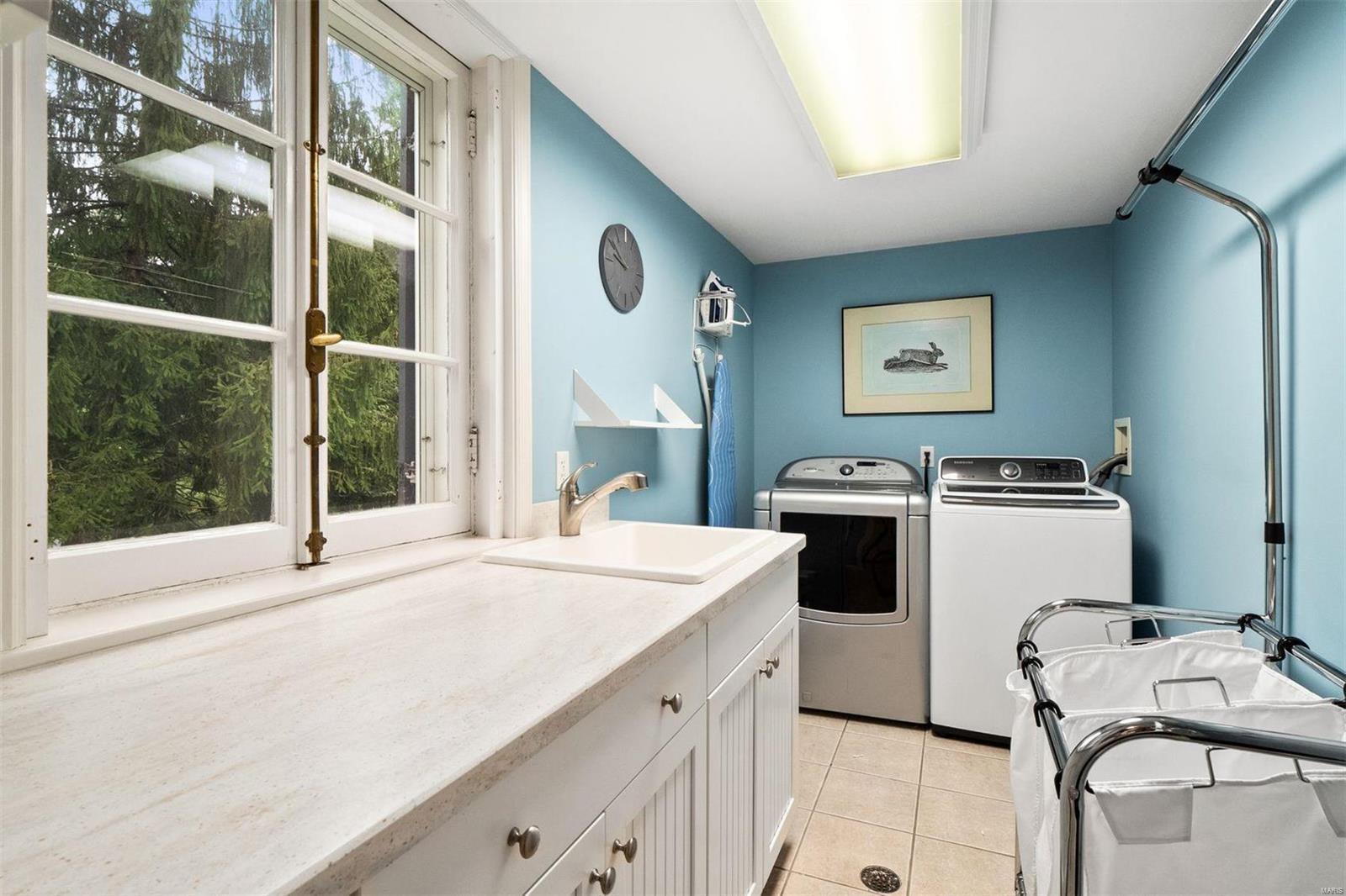 12033 Robyn Park Drive St. Louis, MO 63131 - Photo 18 of 49