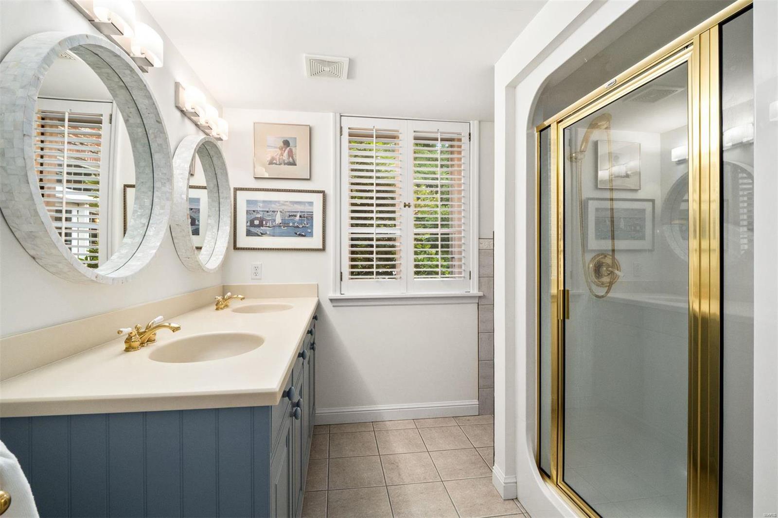 12033 Robyn Park Drive St. Louis, MO 63131 - Photo 19 of 49