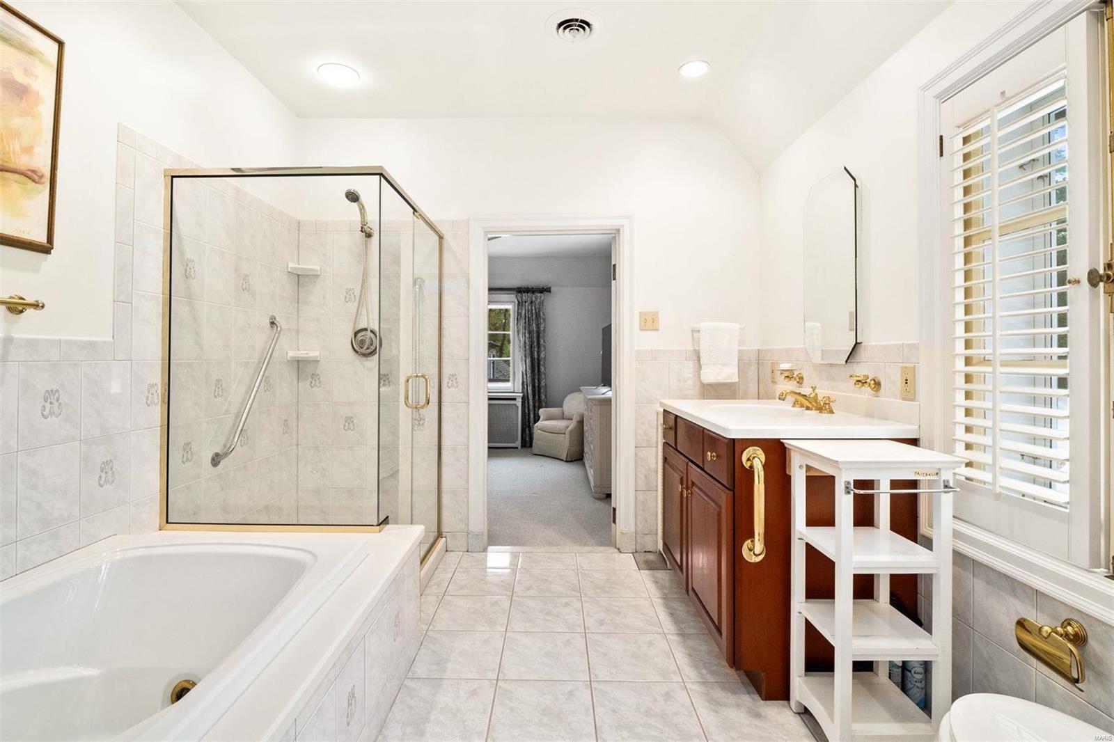 12033 Robyn Park Drive St. Louis, MO 63131 - Photo 27 of 49