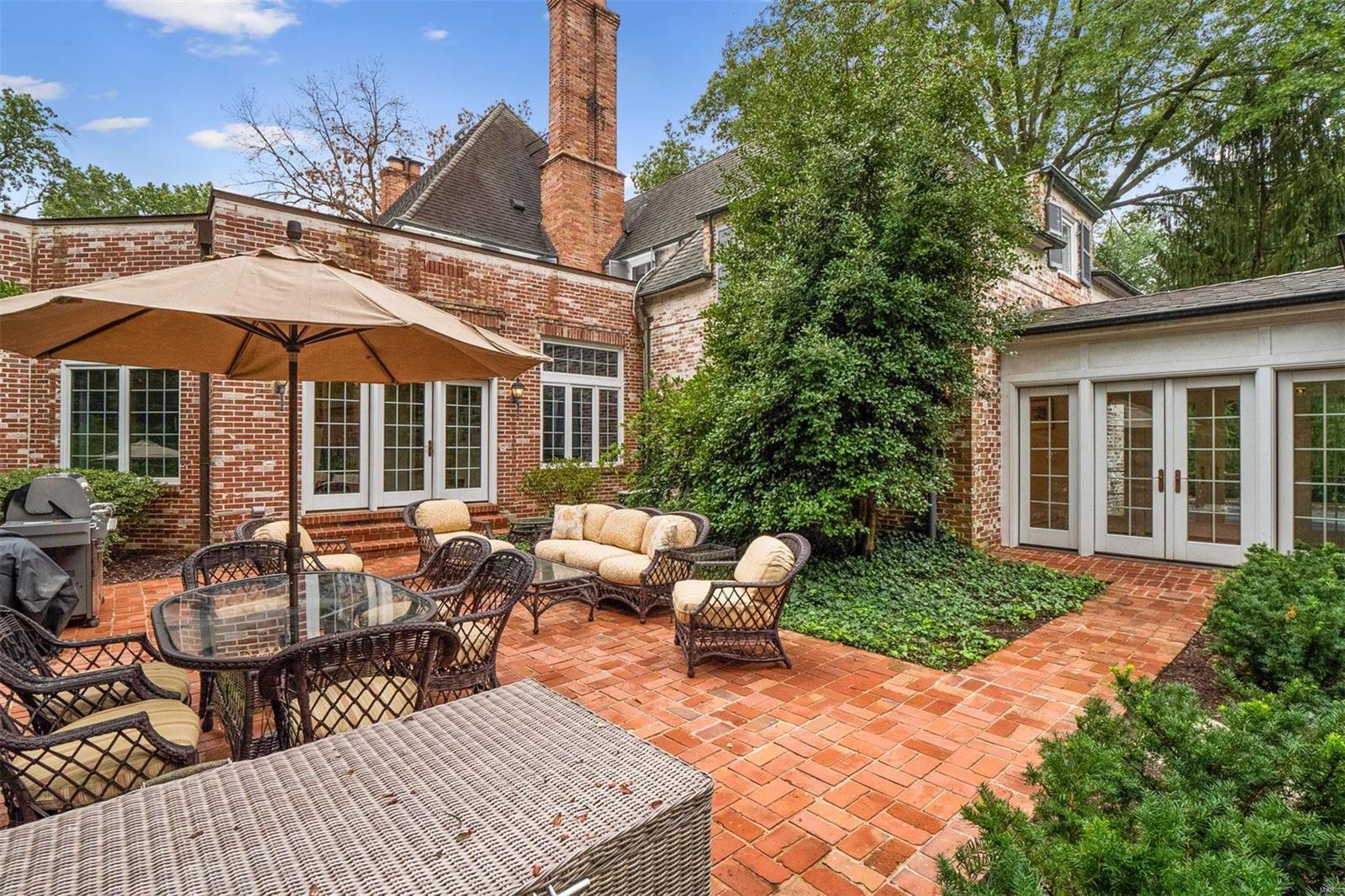 12033 Robyn Park Drive St. Louis, MO 63131 - Photo 37 of 49