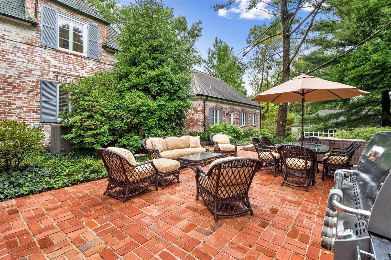 12033 Robyn Park Drive St. Louis, MO 63131 - Photo 38 of 49