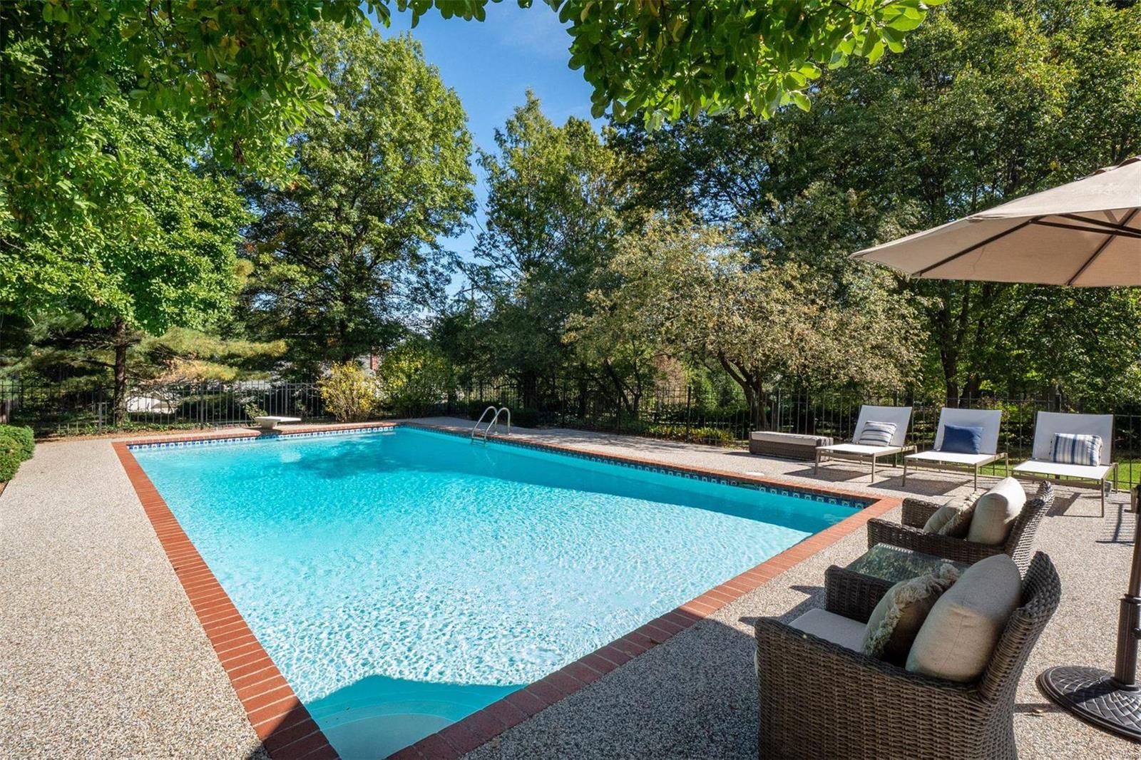 12033 Robyn Park Drive St. Louis, MO 63131 - Photo 40 of 49