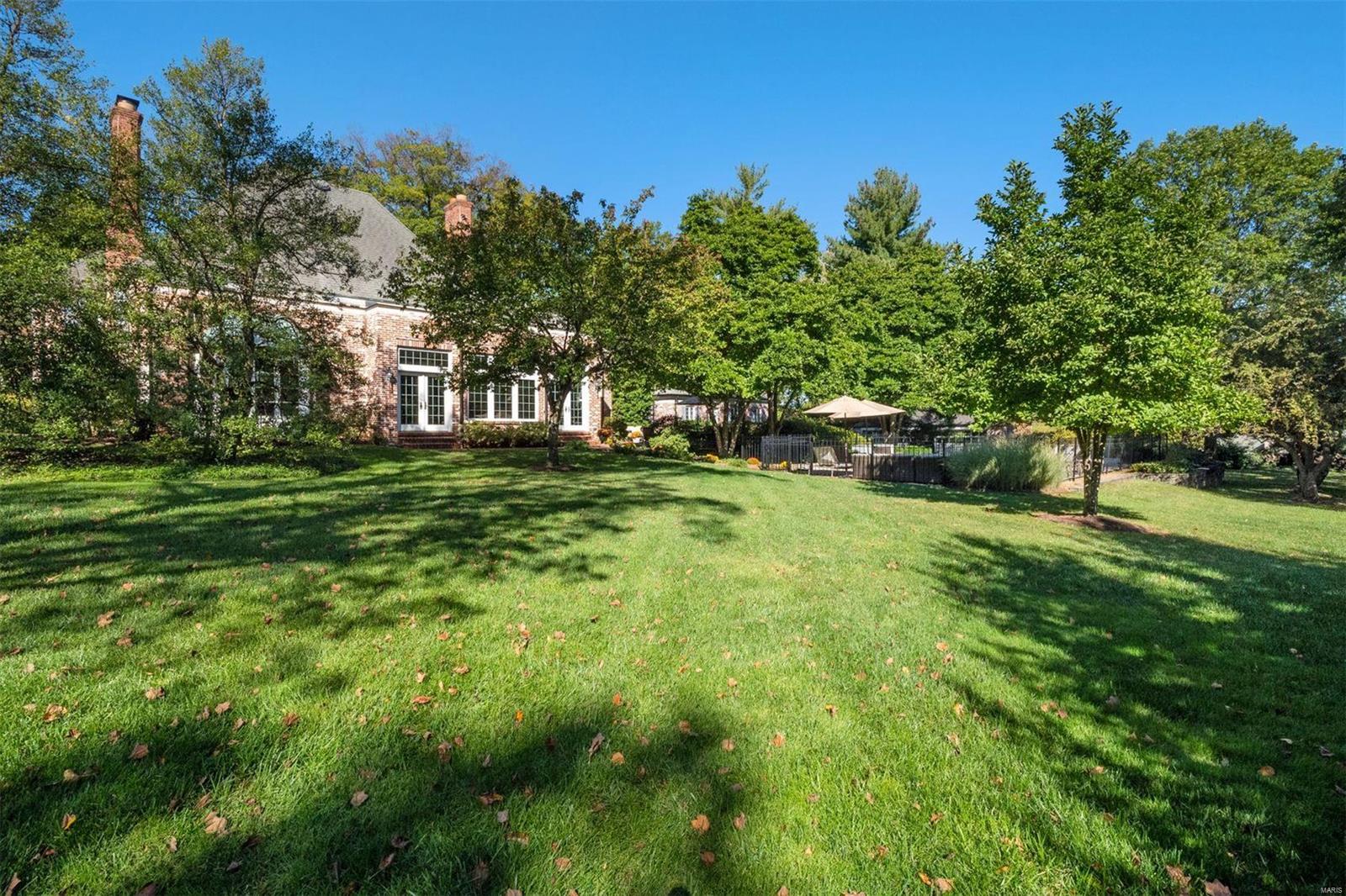 12033 Robyn Park Drive St. Louis, MO 63131 - Photo 42 of 49