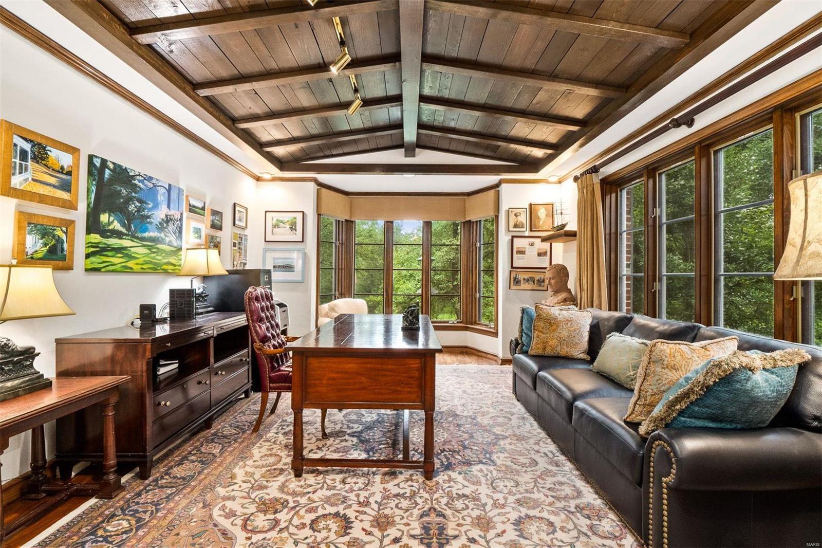 12033 Robyn Park Drive St. Louis, MO 63131 - Photo 7 of 49