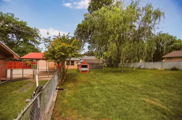 $272,000 | 405 West Neely Avenue, Comanche, TX 76442