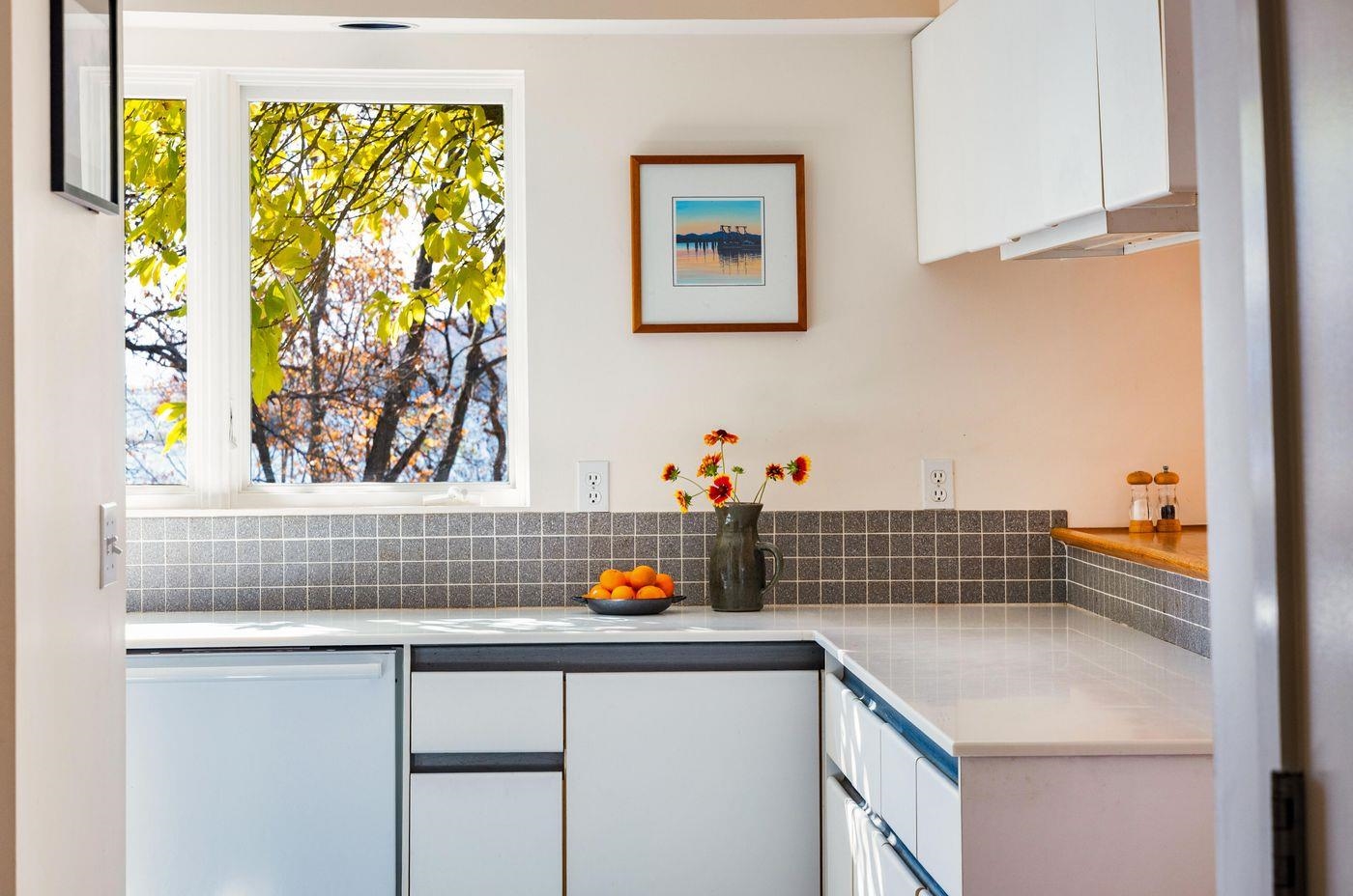 188 McNeil Cove Road Charlotte, VT 05445 - Photo 14 of 32