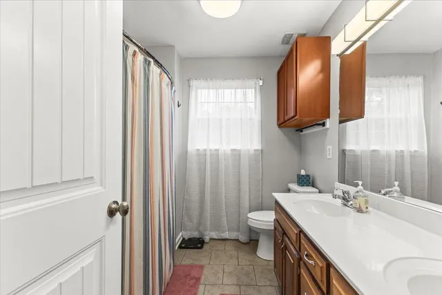 $379,900 | 425 Creeks Jewell Drive, Ringgold, GA 30736