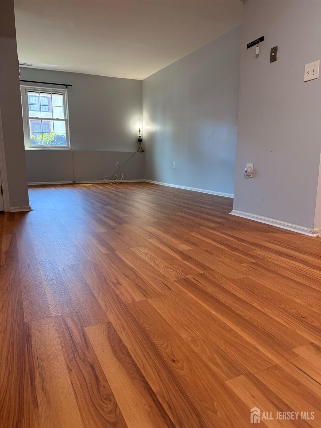 115 Orlando Street Edison, NJ 08817 - Photo 6 of 14