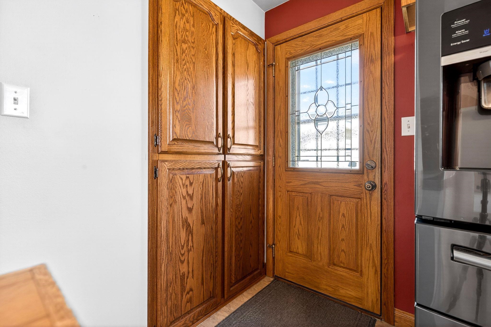 49 Fairway Court Appleton, WI 54915 - Photo 11 of 38