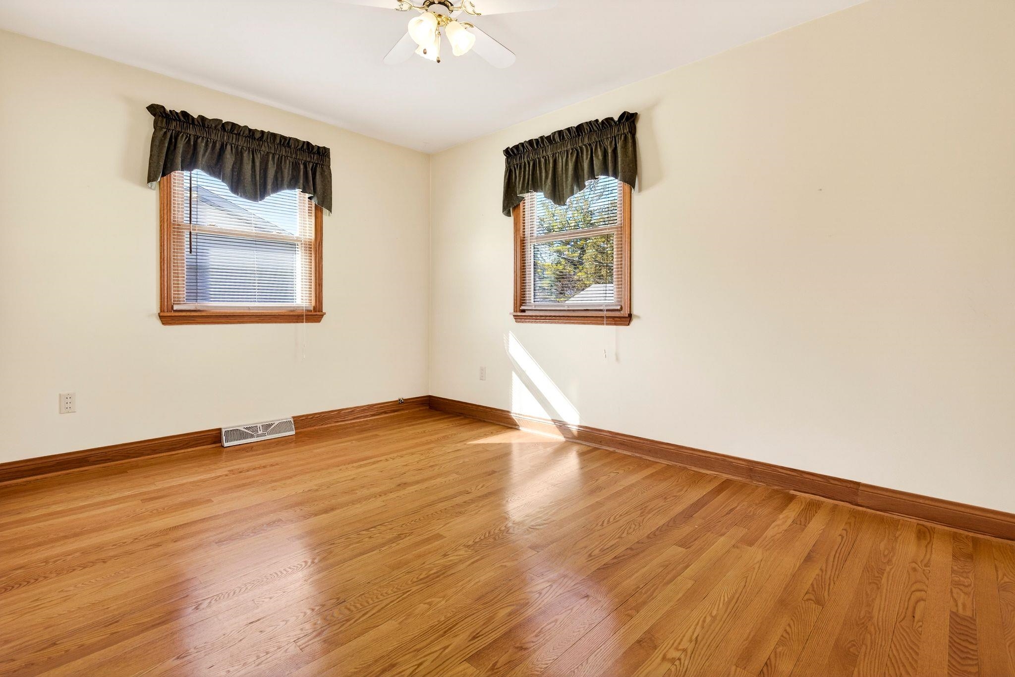 49 Fairway Court Appleton, WI 54915 - Photo 18 of 38