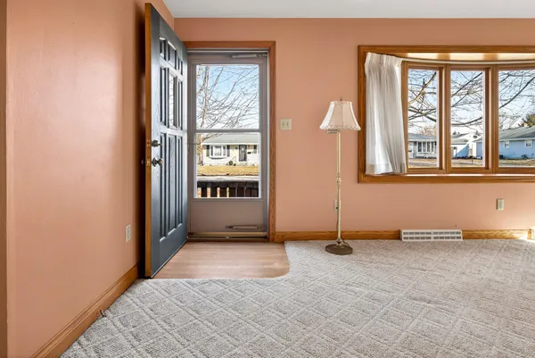 $265,000 | 49 Fairway Court, Appleton, WI 54915