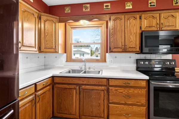 $265,000 | 49 Fairway Court, Appleton, WI 54915