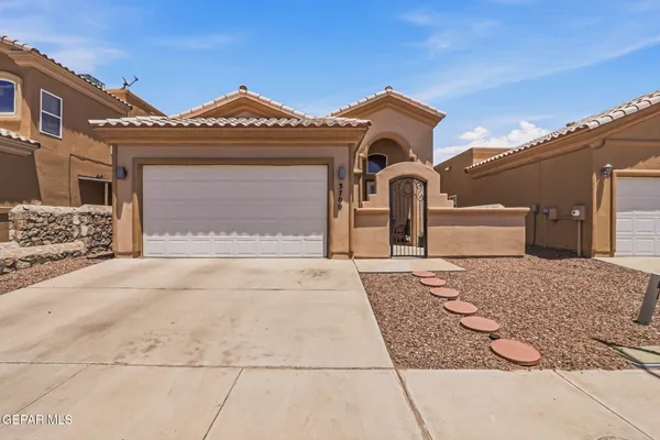 $215,000 | 3700 Grand Bahamas Drive, El Paso, TX 79936