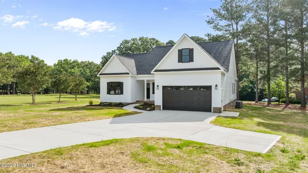 $444,900 | 113 Twin Oaks Place, Goldsboro, NC 27530