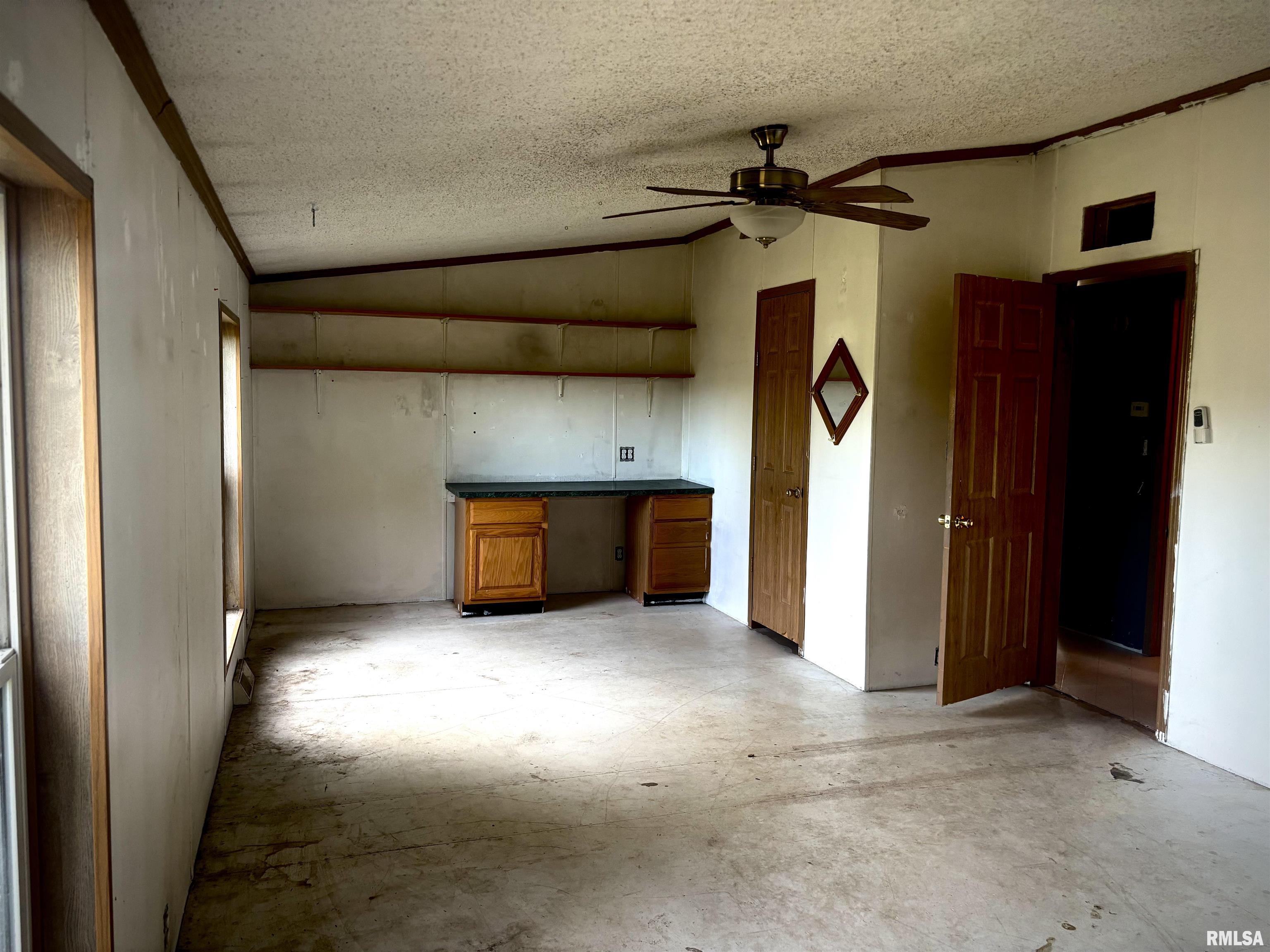 4295 Lick Creek Road Buncombe, IL 62912 - Photo 18 of 26