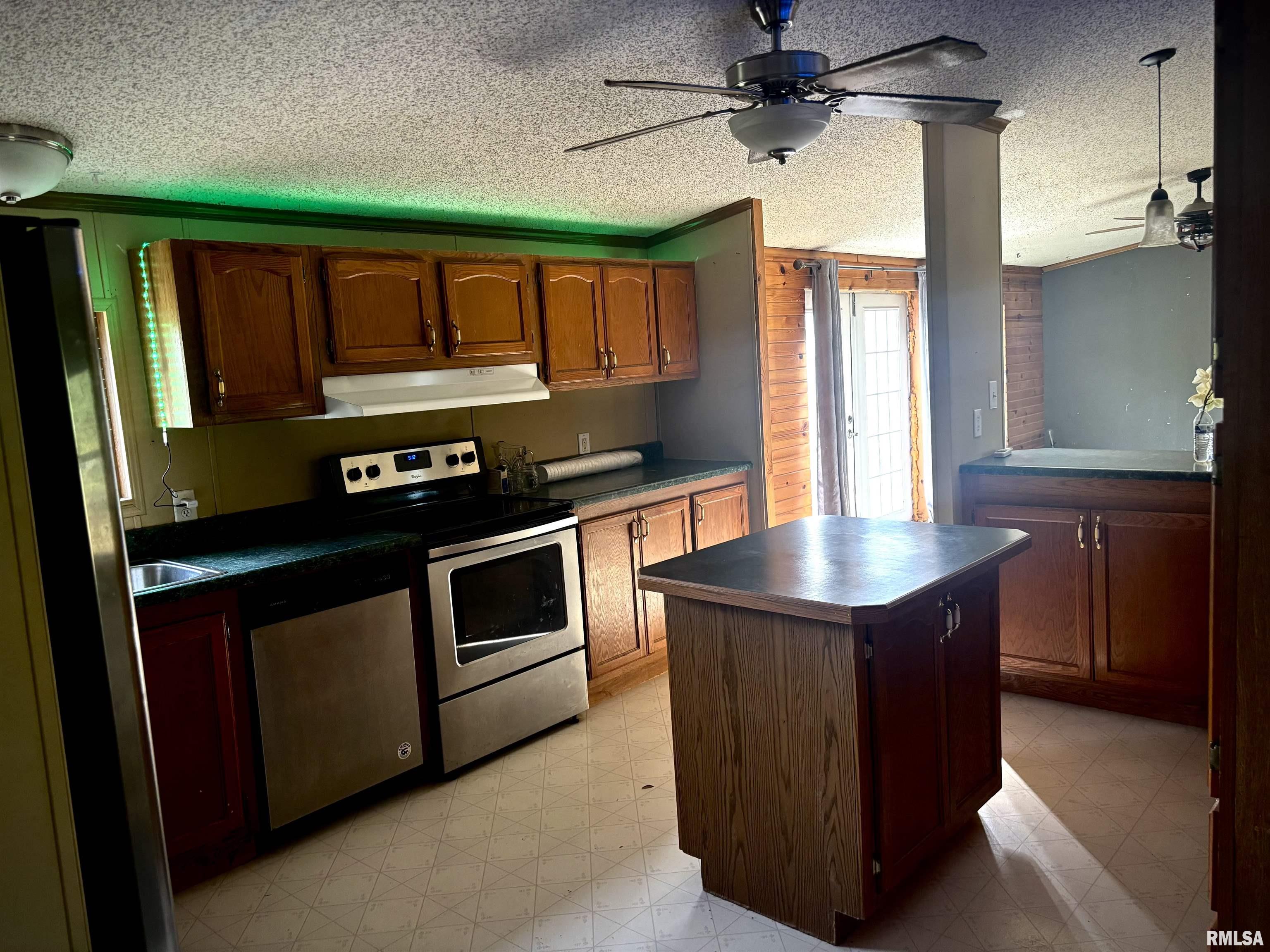 4295 Lick Creek Road Buncombe, IL 62912 - Photo 5 of 26