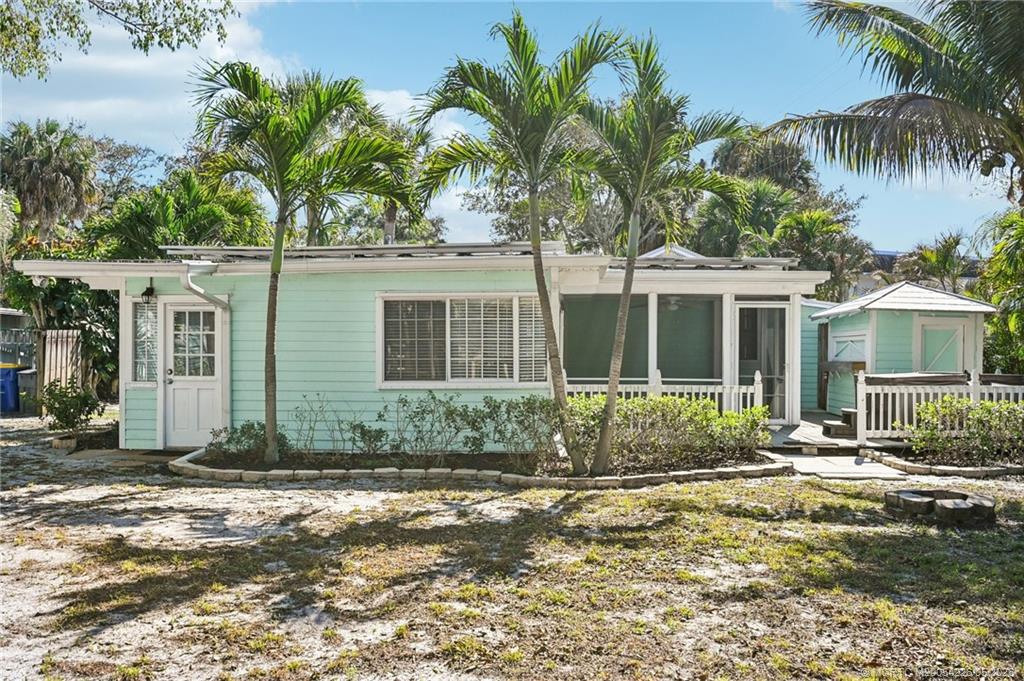 3003 Southeast River Terrace Stuart, FL 34996 - Photo 27 of 45