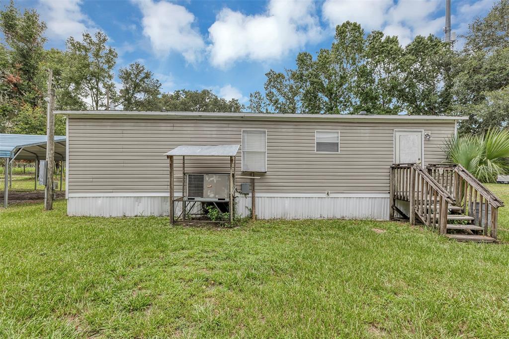 2756 Northeast 34th Road Wildwood, FL 34785 - Photo 5 of 42