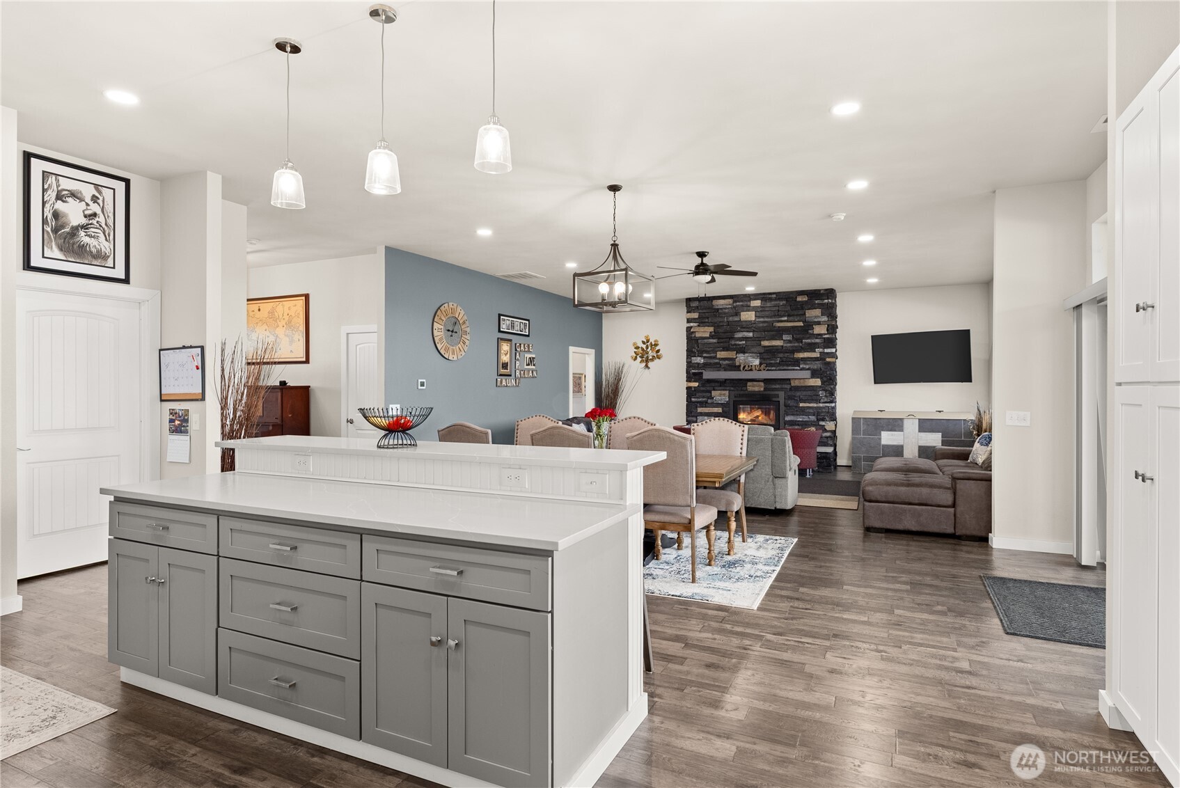 249 Burnt Ridge Road Onalaska, WA 98570 - Photo 11 of 36