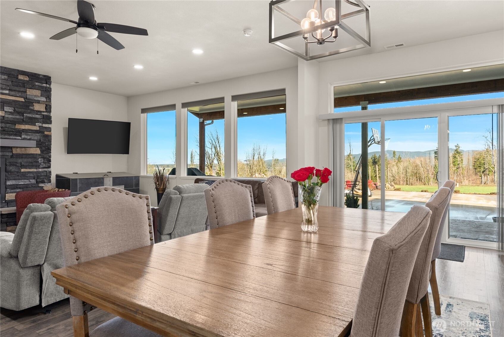 249 Burnt Ridge Road Onalaska, WA 98570 - Photo 13 of 36