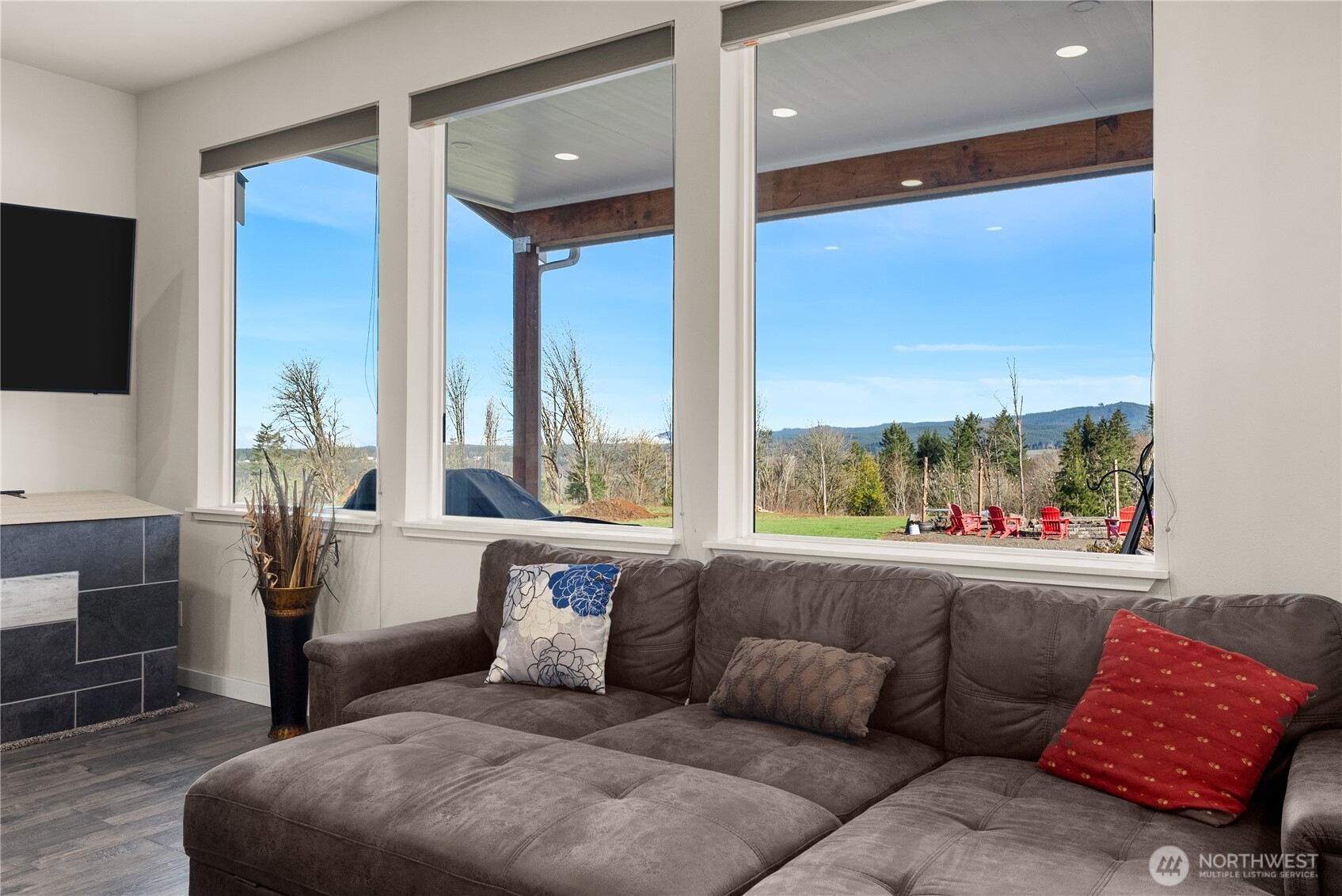 249 Burnt Ridge Road Onalaska, WA 98570 - Photo 6 of 36