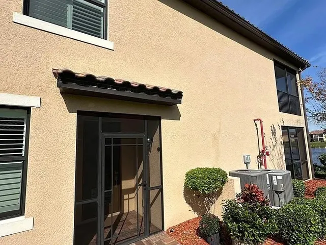 a view of a entryway of the house