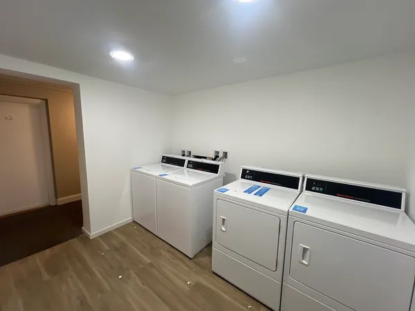 $2,400 | 303 Broadway, Unit B1, Lynn, MA 01904