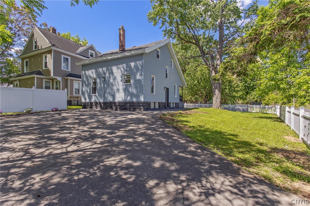 203 Maple Street Syracuse, NY 13210 - Photo 42 of 46