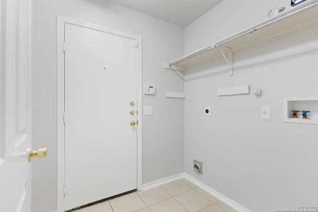 $2,100 | 5124 Brookline, Schertz, TX 78108