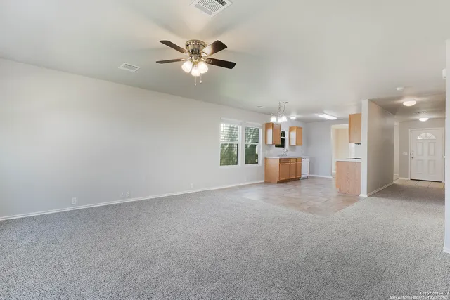 $2,100 | 5124 Brookline, Schertz, TX 78108