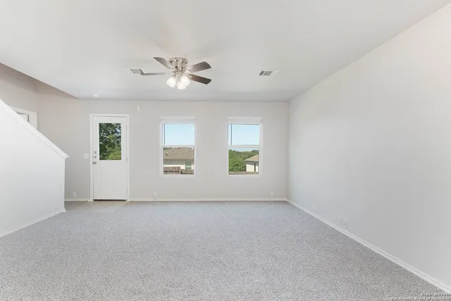 $2,100 | 5124 Brookline, Schertz, TX 78108