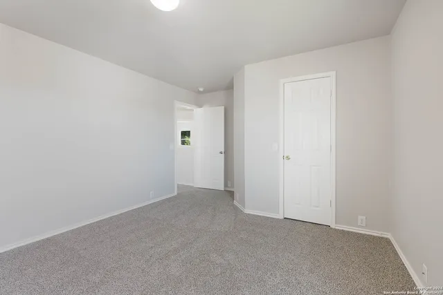 $2,100 | 5124 Brookline, Schertz, TX 78108