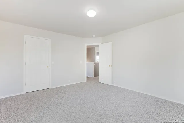 $2,100 | 5124 Brookline, Schertz, TX 78108