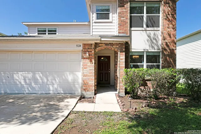 $2,100 | 5124 Brookline, Schertz, TX 78108